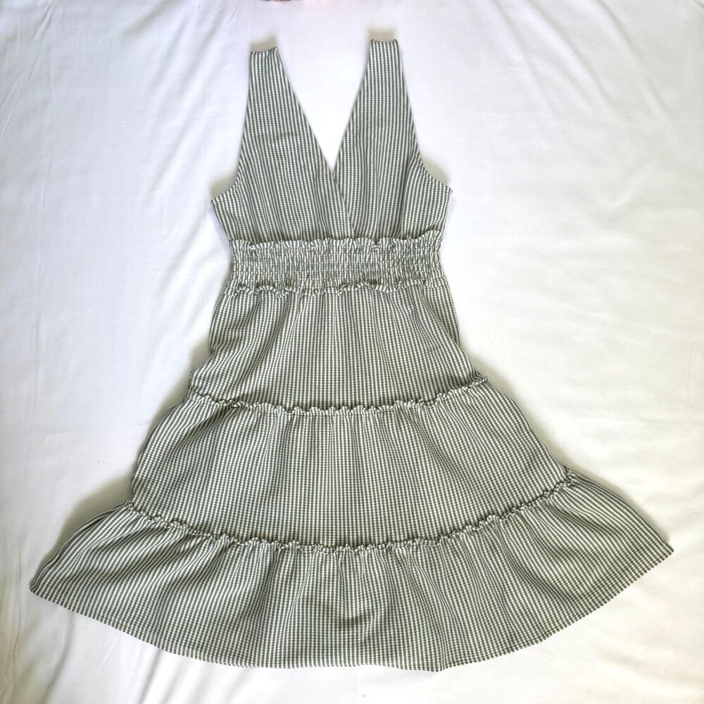 American Eagle Stretchy Tiered Dress Green White Stripes Great Condition Size XS